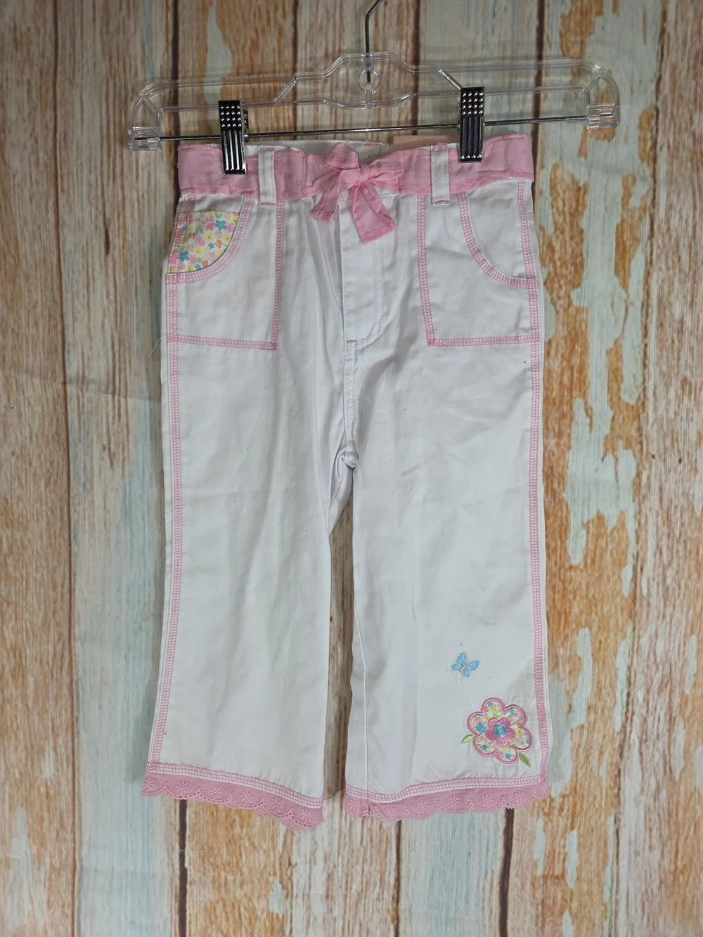 Copper Key 2 Piece Set White Tank Top & Pants w/Pink Trim & Multicolor Flower.